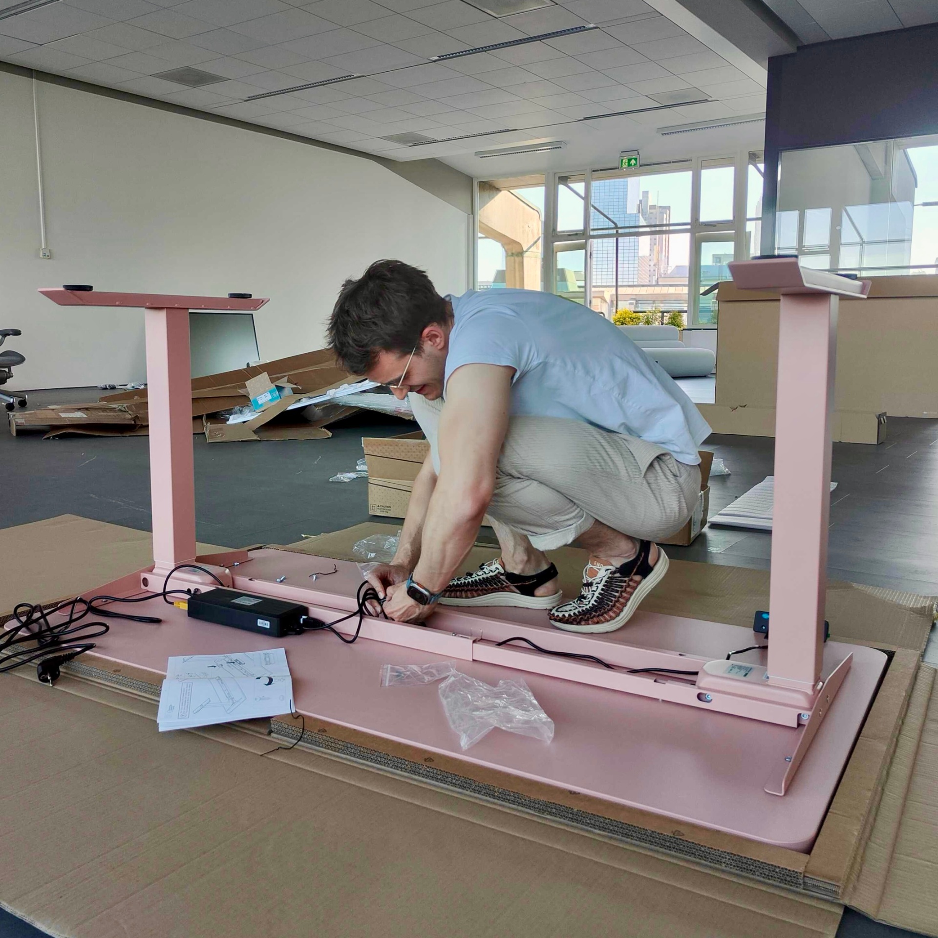 Assembling a pink desk